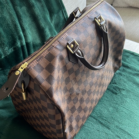 Louis Vuitton Handbags - Louis Vuitton Speedy Handbag Damier 35